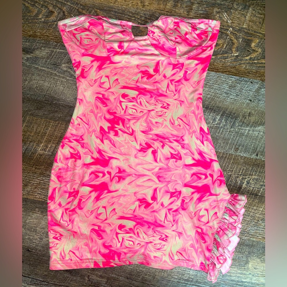 Pink floral print strapless dress! Worn once